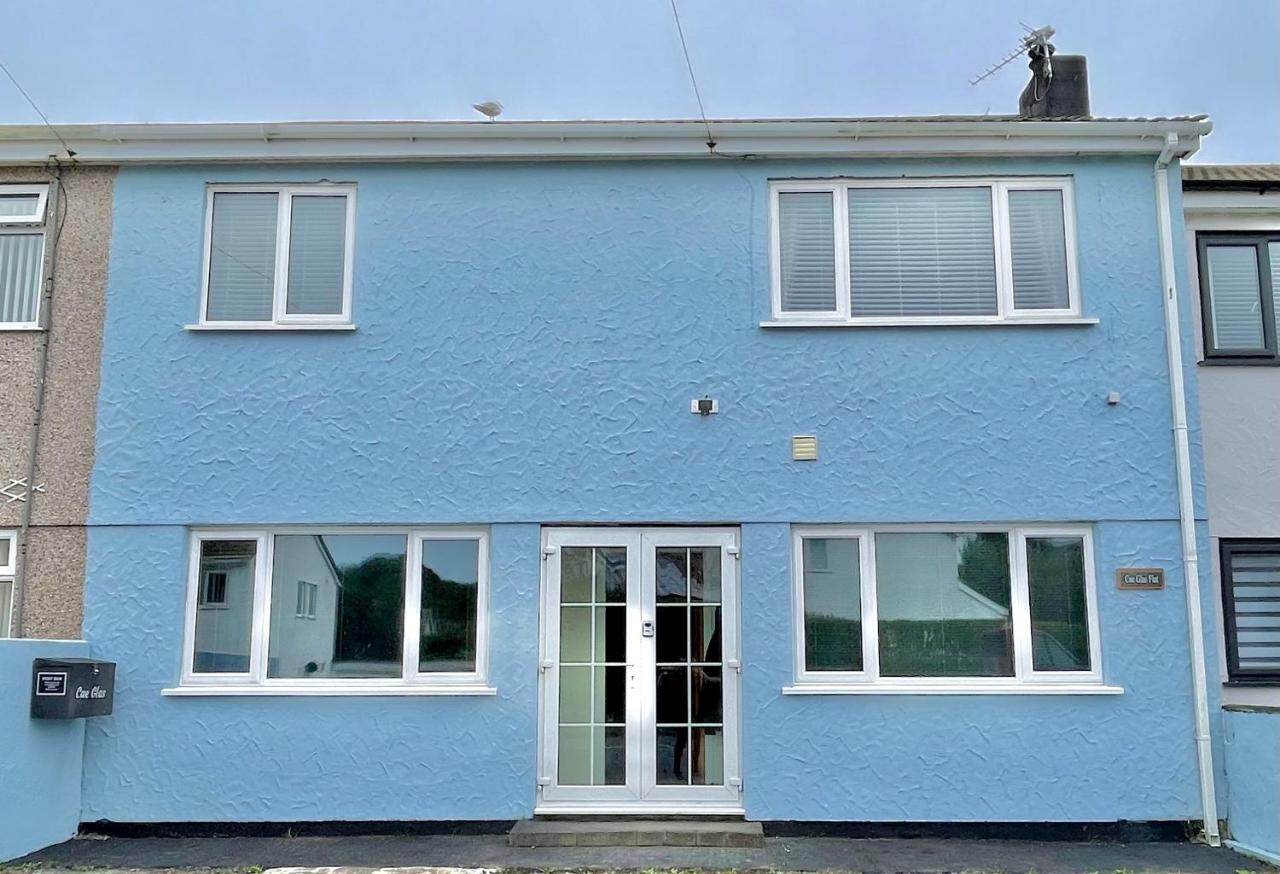 Cae Glas Apartments Holyhead Esterno foto